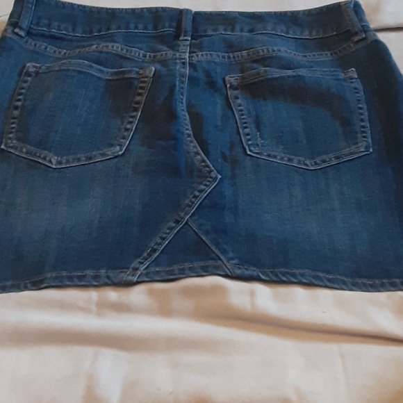 Clothes - Picture 2 of 3